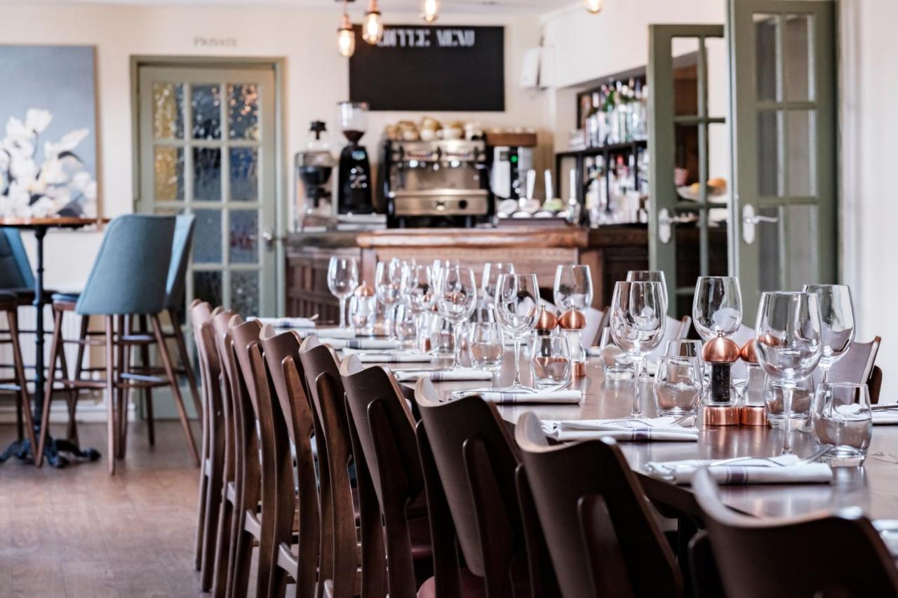 The Bower Inn Бриджвота Экстерьер фото Restaurant AOC