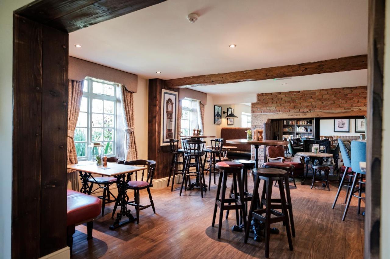 The Bower Inn Бриджвота Экстерьер фото The interior of the pub